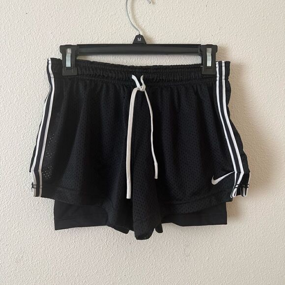 NIKE Pro Combat Dri-Fit Sports Short for Women.Size: S/p - Picture 1 of 6
